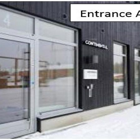 Continental Apartment Hotel Knivsta Knivsta  Exterior photo